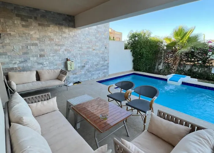 Kuba Luxury Private Pool Villa